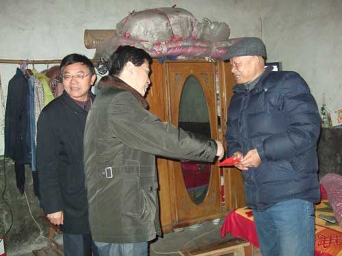 社區(qū)致富帶頭人　累計捐款超百萬